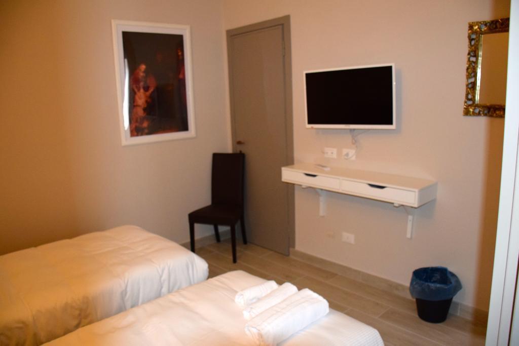 B&B Leonardo Rho Exterior foto