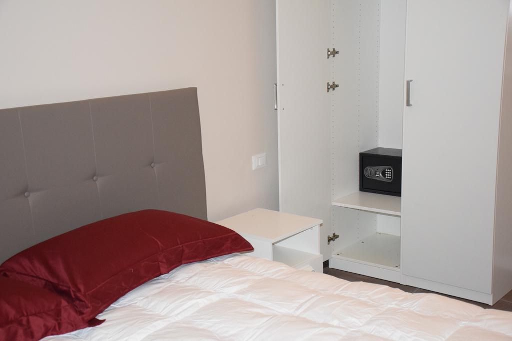 B&B Leonardo Rho Cameră foto
