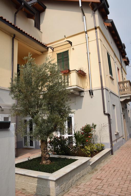 B&B Leonardo Rho Exterior foto